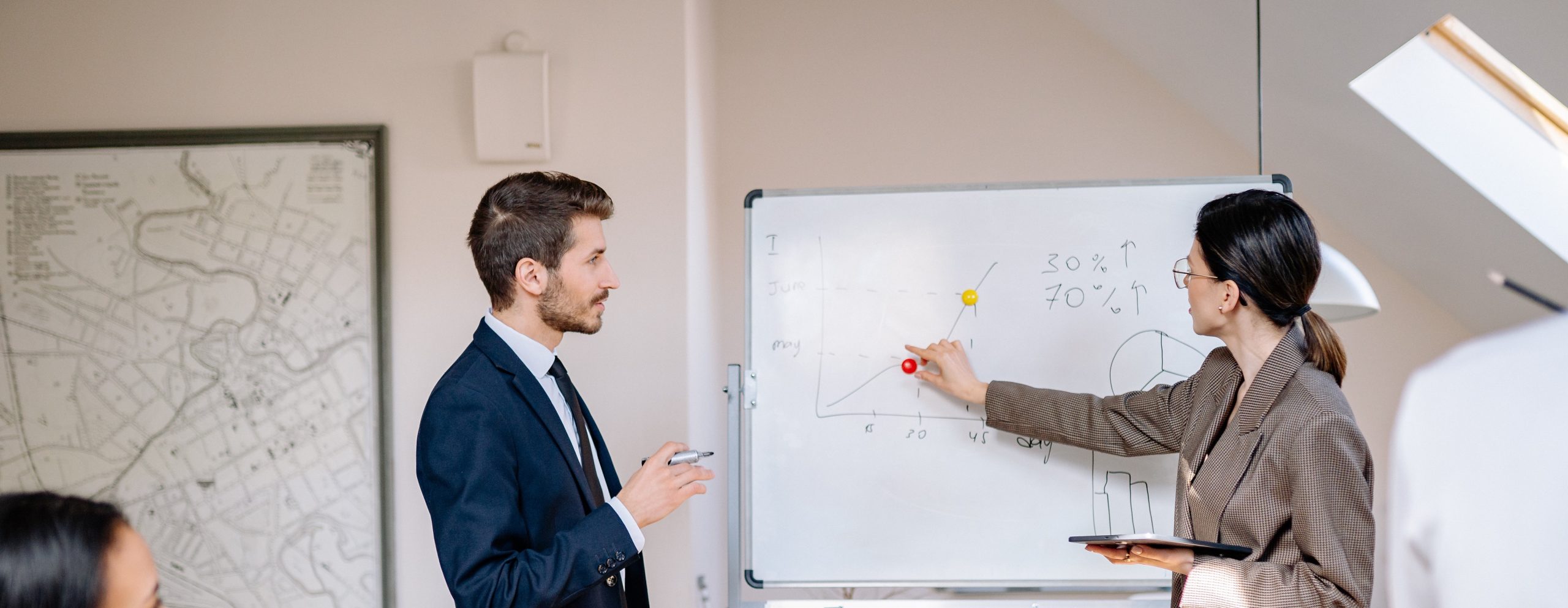 EU-direktiv skal mindske lønforskjellen mellom menn og kvinner